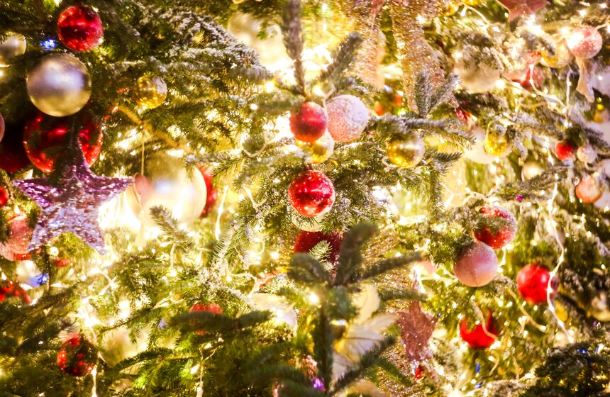 Новогоднее настроение на улицах столицы 18 фото