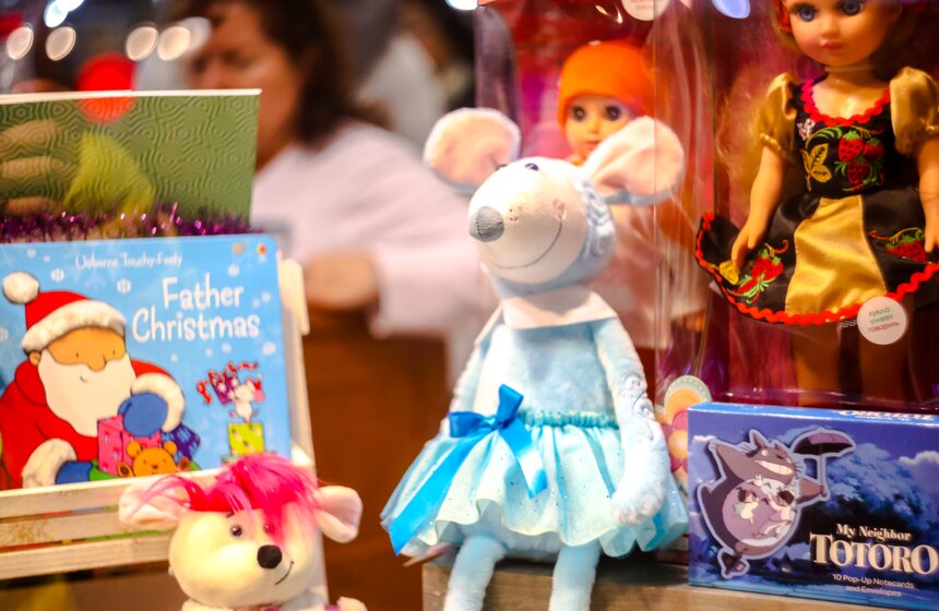 Новогоднее настроение на улицах столицы 5 фото