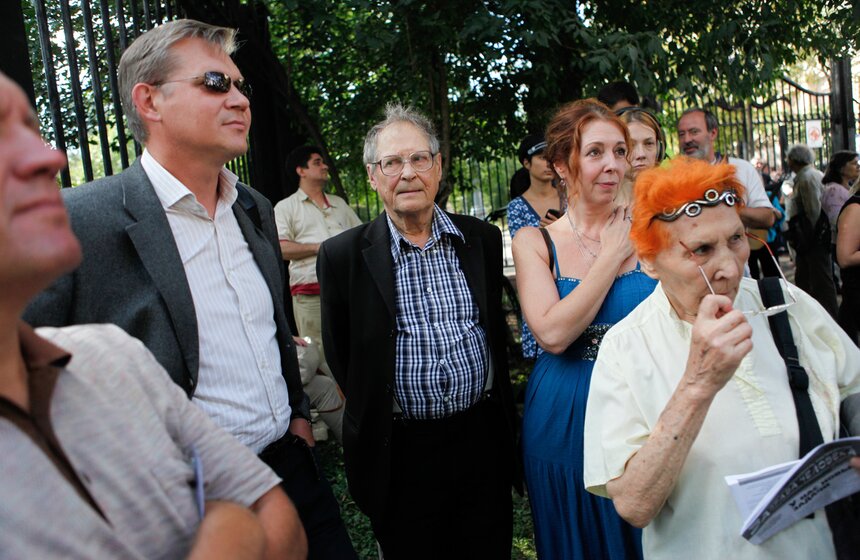 У Белого дома прошел митинг в память об августовском путче 14 фото