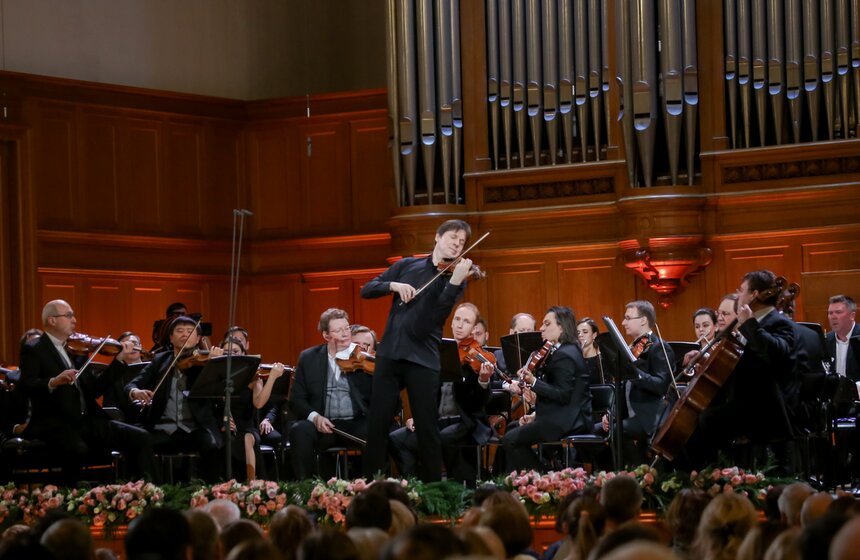 Концерт скрипача Джошуа Белла прошел в Москве 10 фото