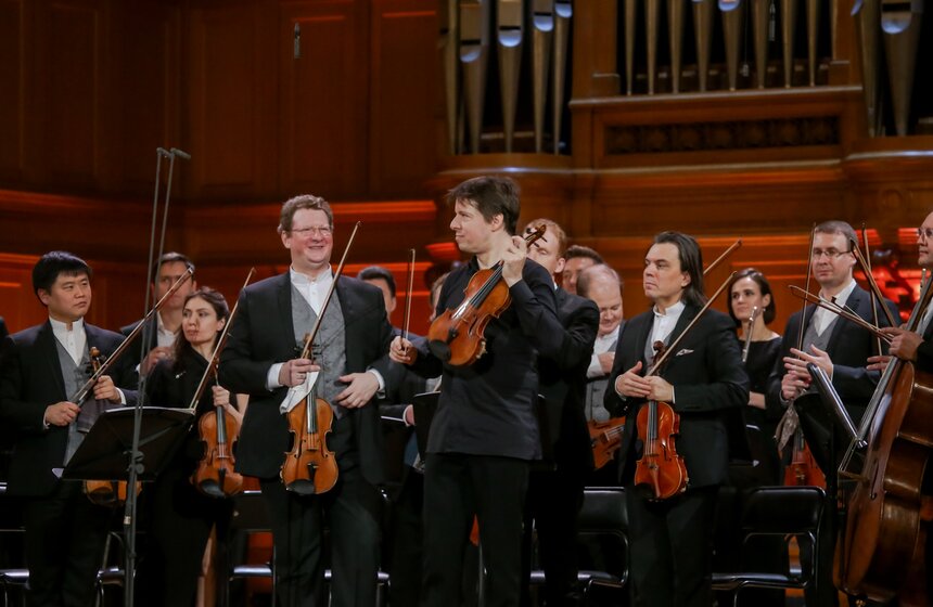 Концерт скрипача Джошуа Белла прошел в Москве 8 фото