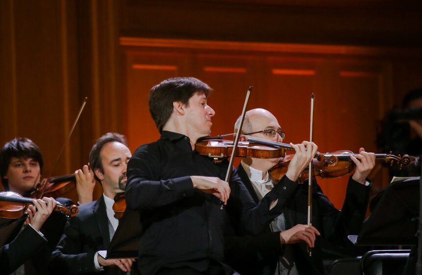 Концерт скрипача Джошуа Белла прошел в Москве 2 фото