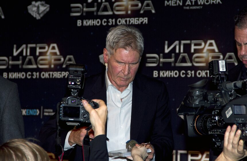 Харрисон Форд представил в Москве фильм "Игра Эндера" 10 фото
