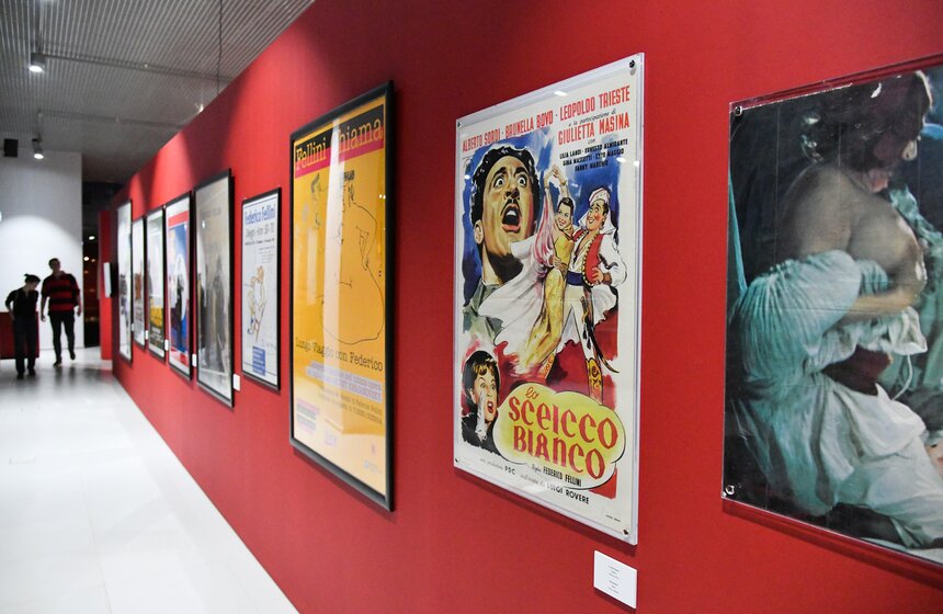 В Музее кино на ВДНХ открылась выставка "Федерико Феллини: 100" 14 фото