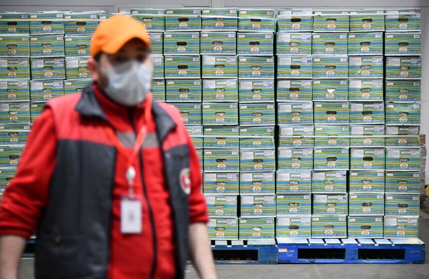 Работа распределительного центра торговой продуктовой сети 12 фото