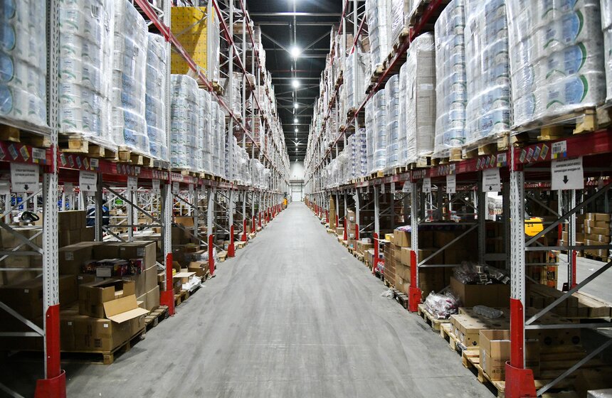 Работа распределительного центра торговой продуктовой сети 6 фото