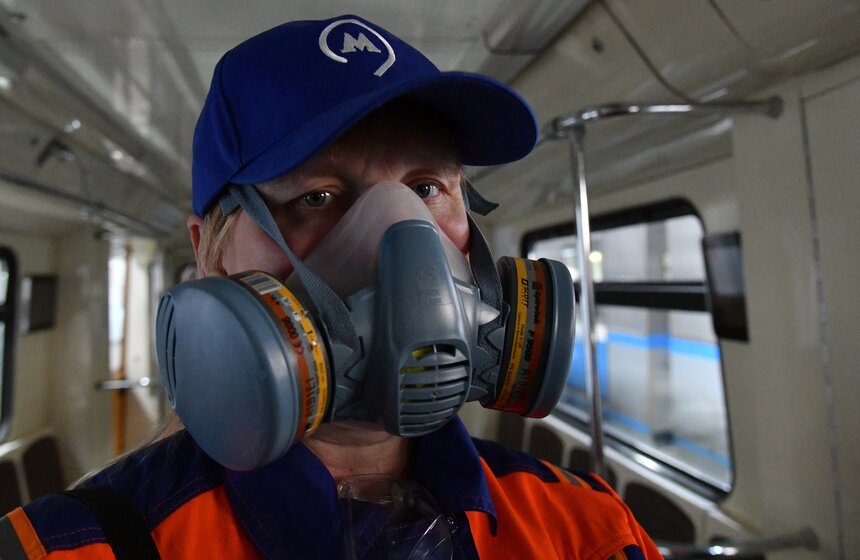 Дезинфекция вагонов московского метро 2 фото