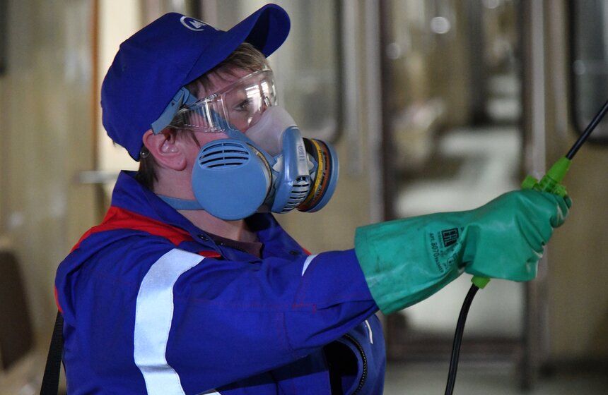 Дезинфекция вагонов московского метро 13 фото