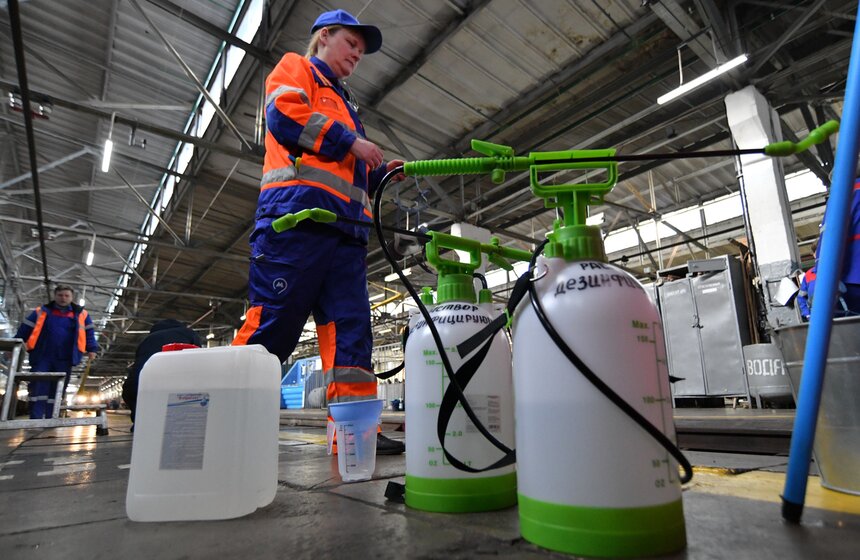 Дезинфекция вагонов московского метро 5 фото