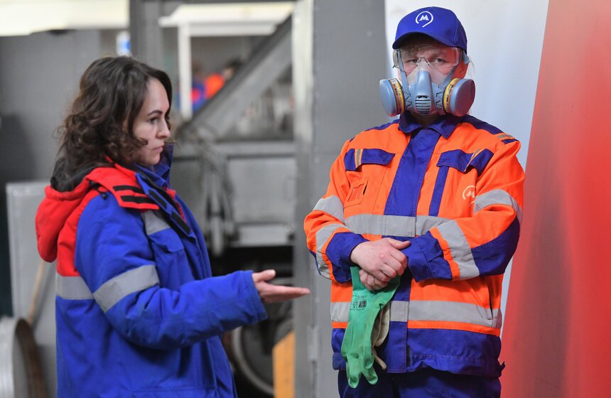 Дезинфекция вагонов московского метро 6 фото