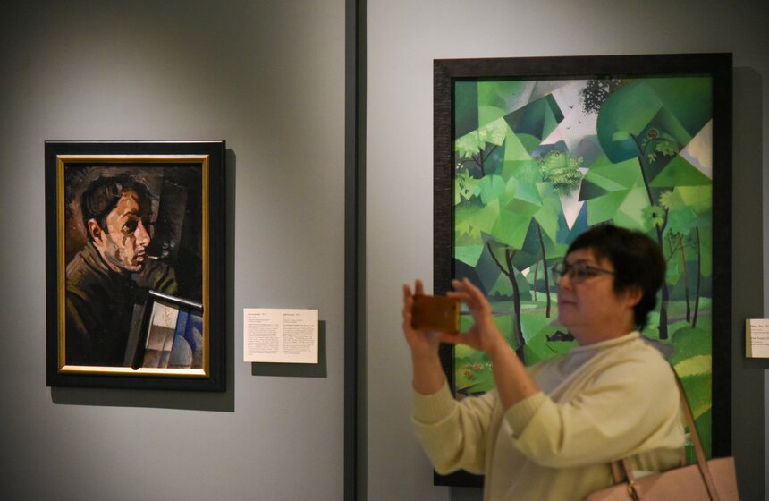 В Музее русского импрессионизма открылась выставка "Юрий Анненков. Революция за дверью" 6 фото