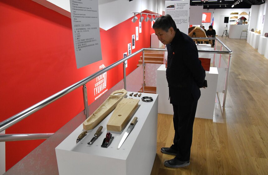 Музей русских гуслей и китайского гуциня открылся в "Сокольниках" 22 фото