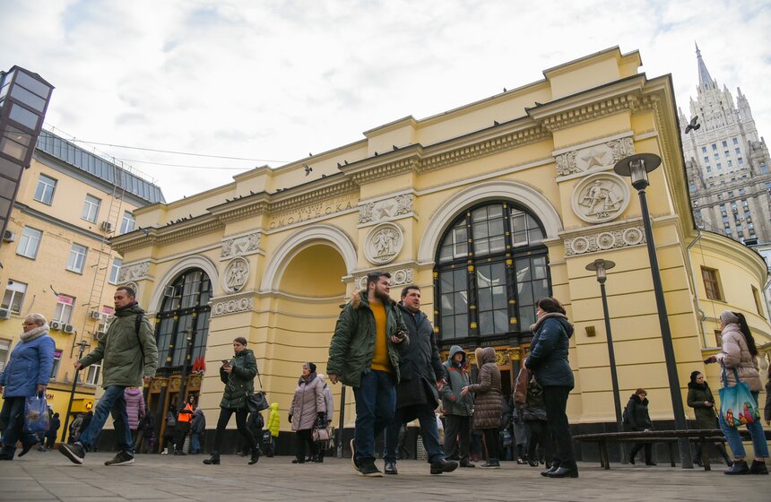 Станцию "Смоленская" закроют на ремонт 22 февраля 1 фото