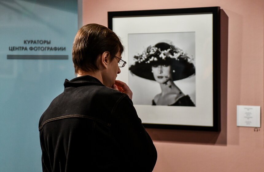 Бурден черпал вдохновение в литературе, кино и истории искусства