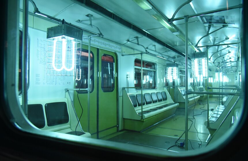 Как проводится дезинфекция вагонов столичного метро 17 фото