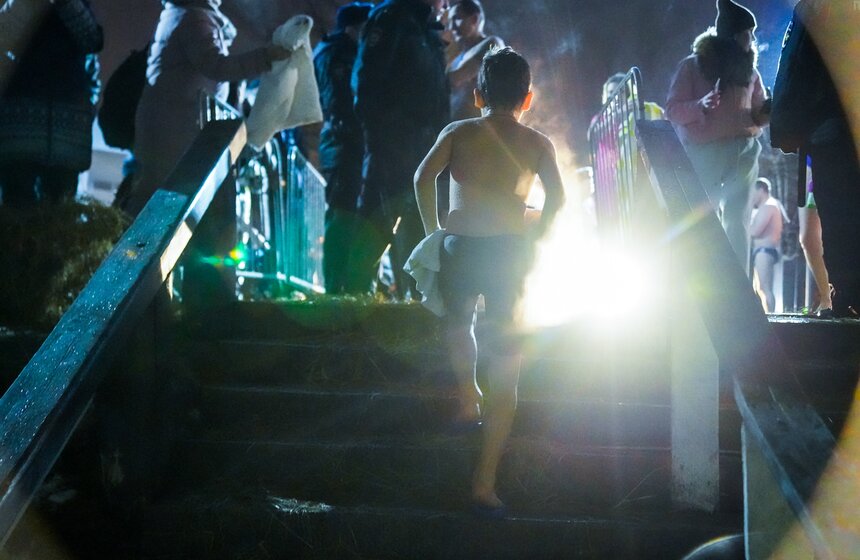 Для проведения купаний в столице организовали 37 специальных мест