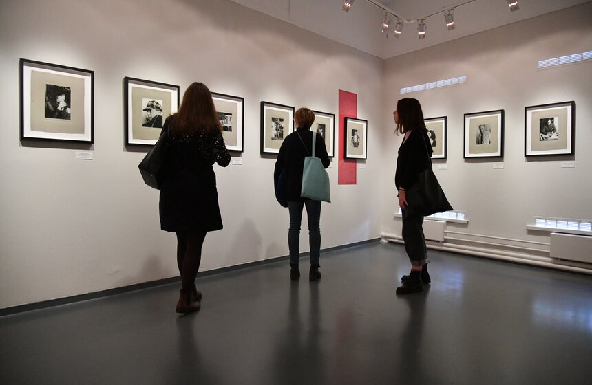 Представленные работы входят в коллекцию фонда Still Art, созданного Еленой и Михаилом Карисаловыми