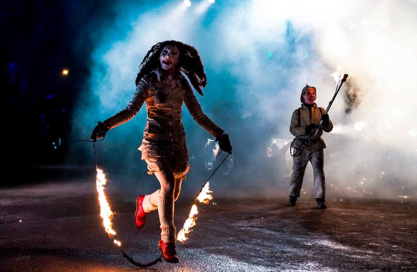 В столичном Байк-центре прошли новогодние елки 7 фото