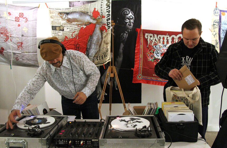 В Artplay показали "Курочку рябу" с картинками студии Лебедева 3 фото