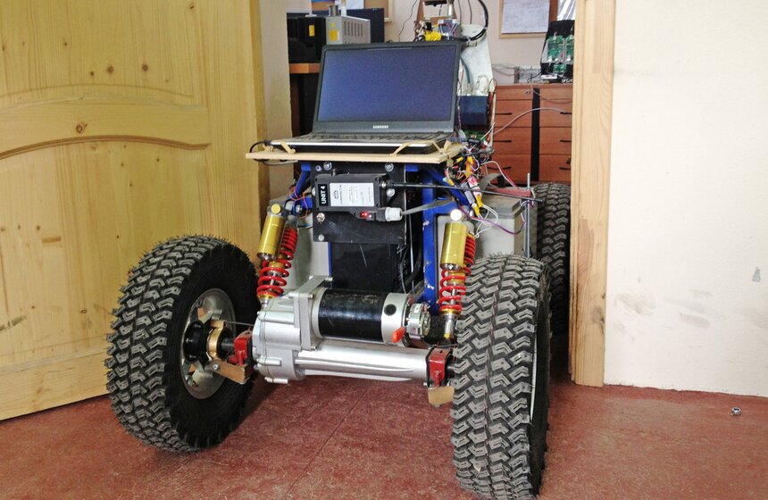 Робот "Трал Патруль" будет следить за порядком в "Сокольниках" 2 фото