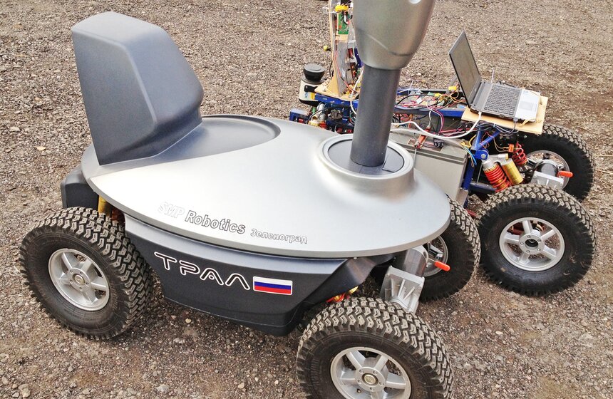 Робот "Трал Патруль" будет следить за порядком в "Сокольниках" 10 фото