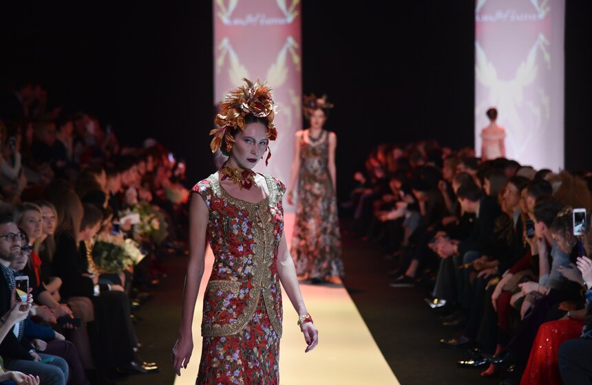 В показах и презентациях примут участие Slava Zaitsev, Artem Shumov, Dokuchaeva, N.Legenda, Yasya Minochkina, Ivka, Julia Dalakian, KETIone, Alexandr Rogov, Igor Gulyaev и многие другие