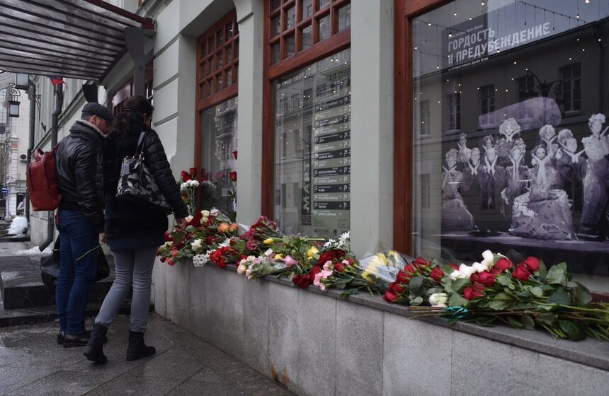 По желанию родных Табакова, отпевание будет закрытым