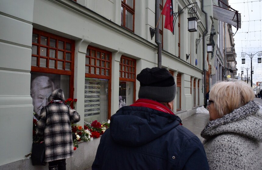 В "Союзмультфильме" объявили, что посвятят новые серии "Простоквашино" Олегу Табакову