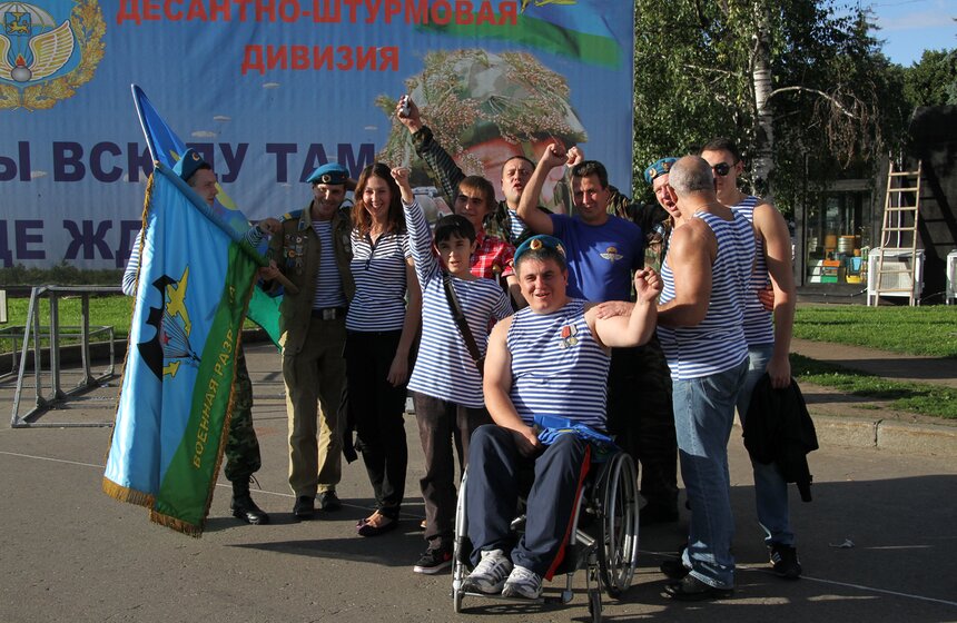 Десантники отметили свой профессиональный праздник 13 фото