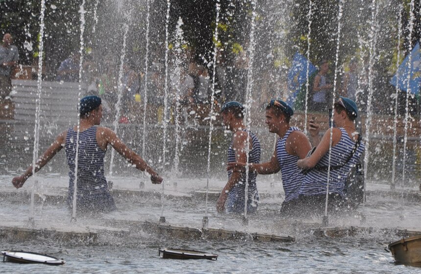 Десантники отметили свой профессиональный праздник 5 фото