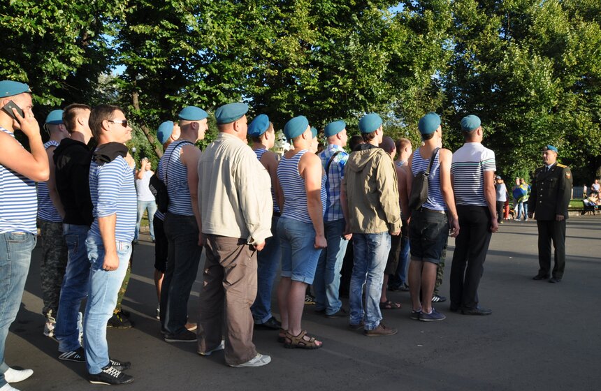 Десантники отметили свой профессиональный праздник 4 фото