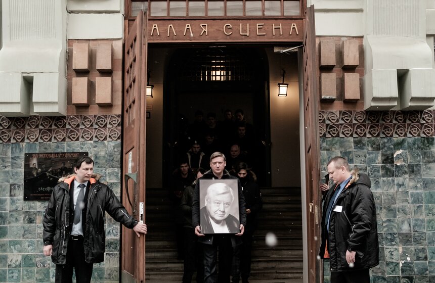 Похоронят Табакова на Новодевичьем кладбище в Москве