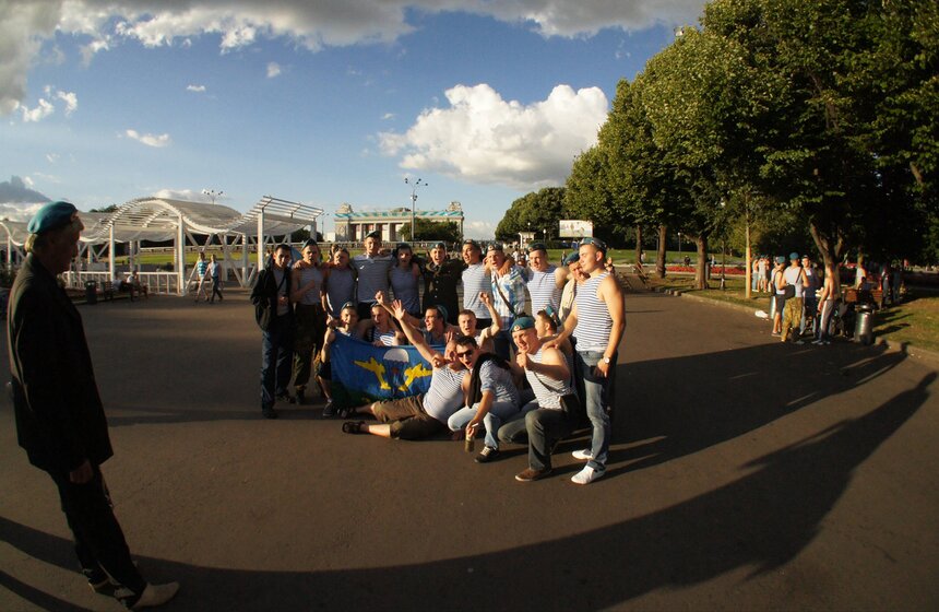 Десантники отметили свой профессиональный праздник 18 фото