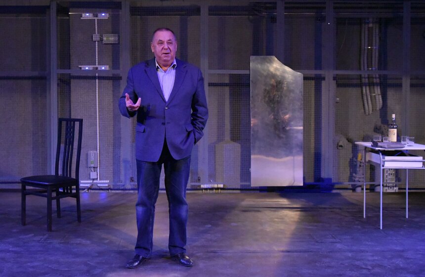 Главный режиссер Театра армии Борис Морозов