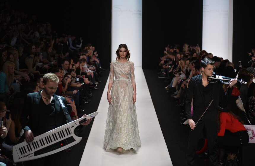 Лучшие моменты Mercedes-Benz Fashion Week Russia 18 фото