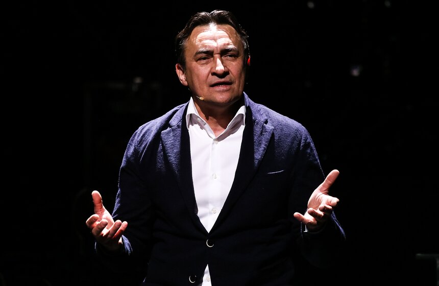 "Квартет И" – Камиль Ларин