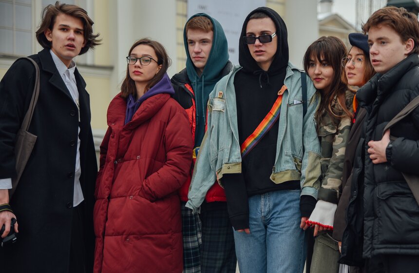 Какую одежду носят гости Mercedes-Benz Fashion Week Russia 6 фото