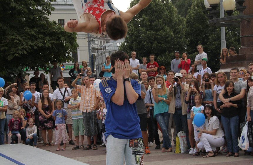 Фестиваль "Активный город" провели на Цветном бульваре 14 фото