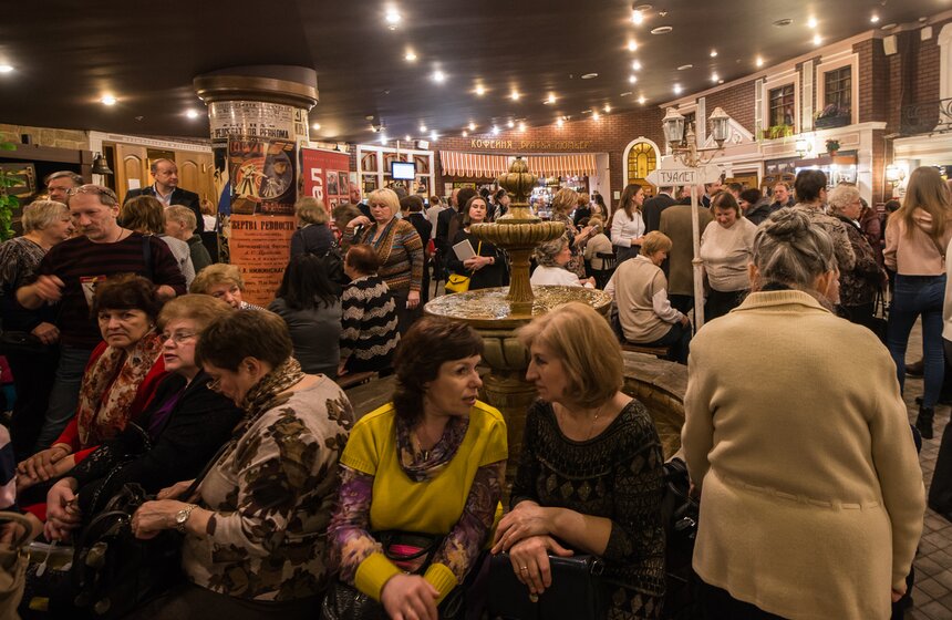 Полный зал "Вечера" продолжают собирать шестой год подряд