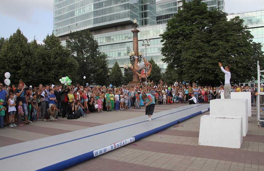 Фестиваль "Активный город" провели на Цветном бульваре 18 фото