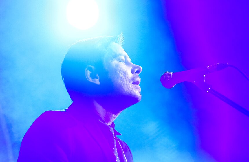 Антон Басов – гитара, вокал