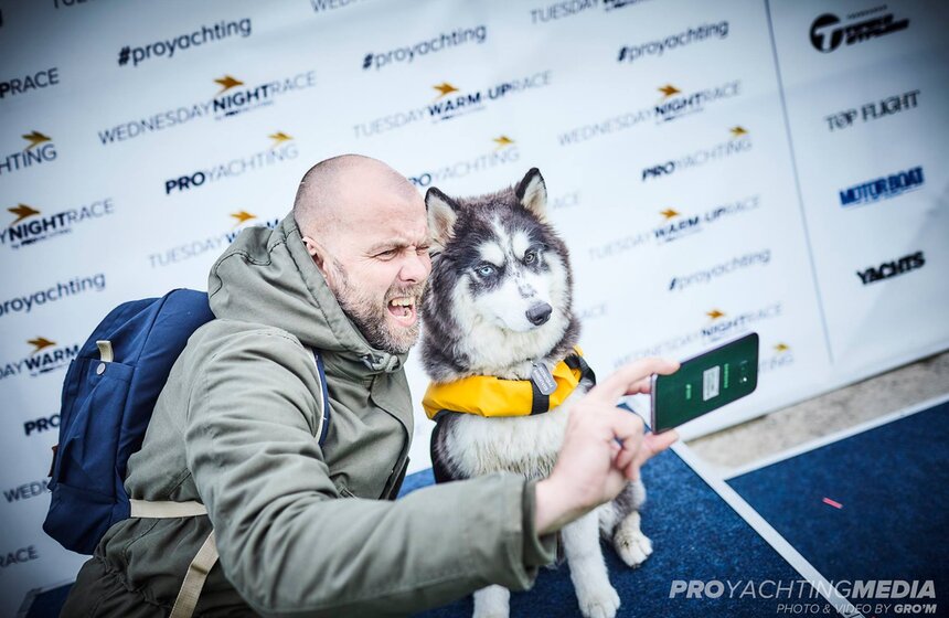 Для тех, кто остался на берегу следить за ходом регаты, была организована береговая программа