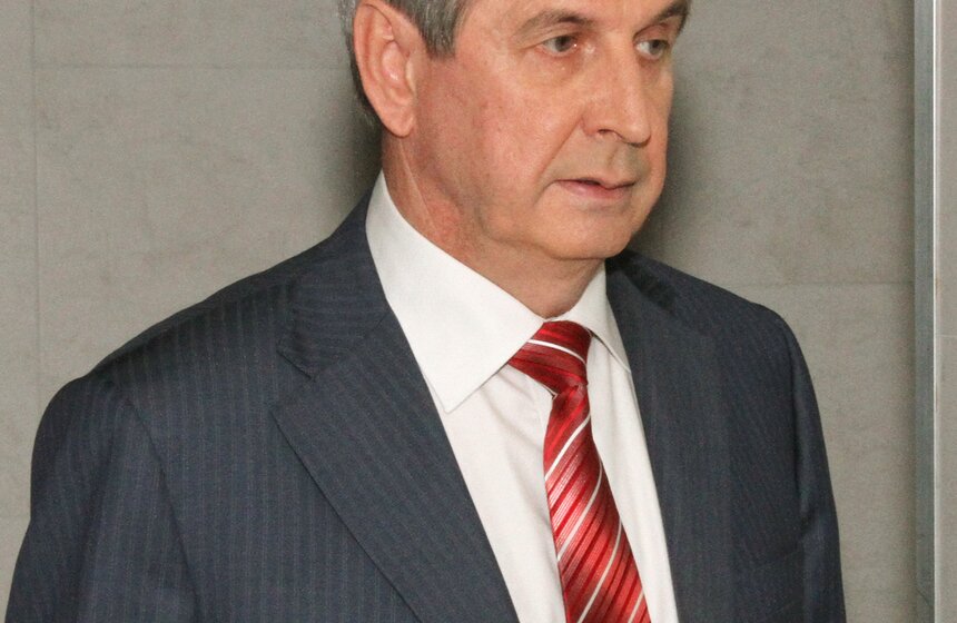 Иван Мельников