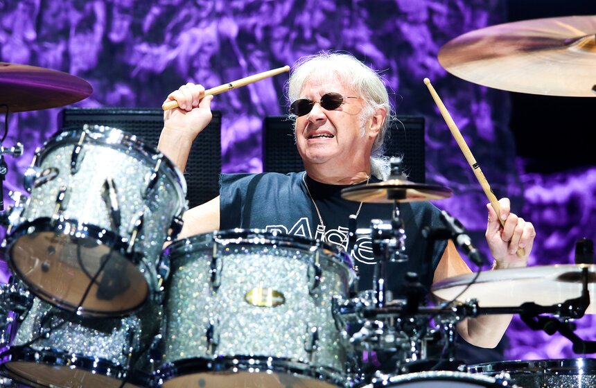 Записи квинтета расходятся многомиллионными тиражами, а одно время он считался, согласно Книге рекордов Гиннесса, самым громким на планете