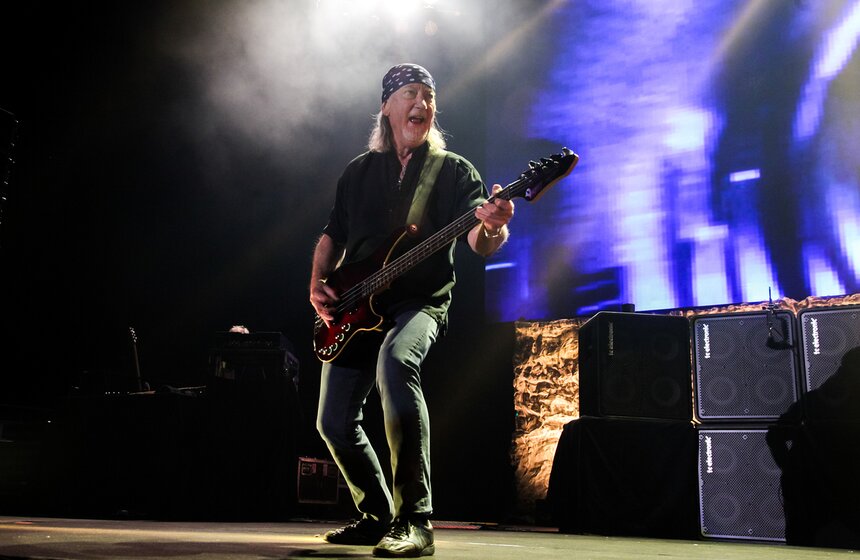 Тур продолжится в Латвии, Украине, Эстонии, Польше, Чехии, Франции, Германии, Италии, Финляндии, Швеции, США, Канаде и Японии