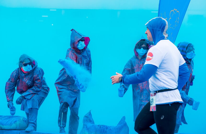 "Красочный забег" относится к категории "фан-ранов", то есть развлекательных забегов