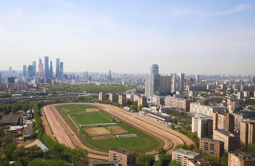 В Кубинке базируются истребители МиГ-29 и Су-30СМ авиагрупп "Стрижи" и "Русские витязи"