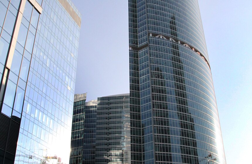 В столице состоялся забег на крышу небоскреба "Город Столиц" 3 фото