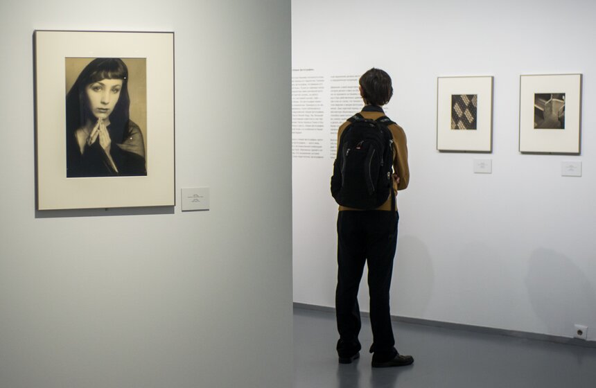 В 1930-е годы Накаяма был одной из знаковых фигур японской фотографии