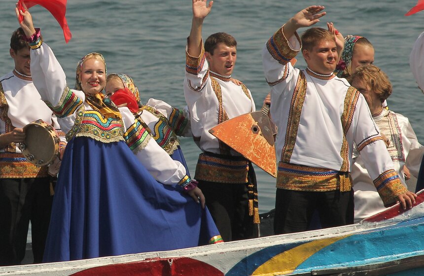 Президент России поздравил моряков с Днем ВМФ 14 фото